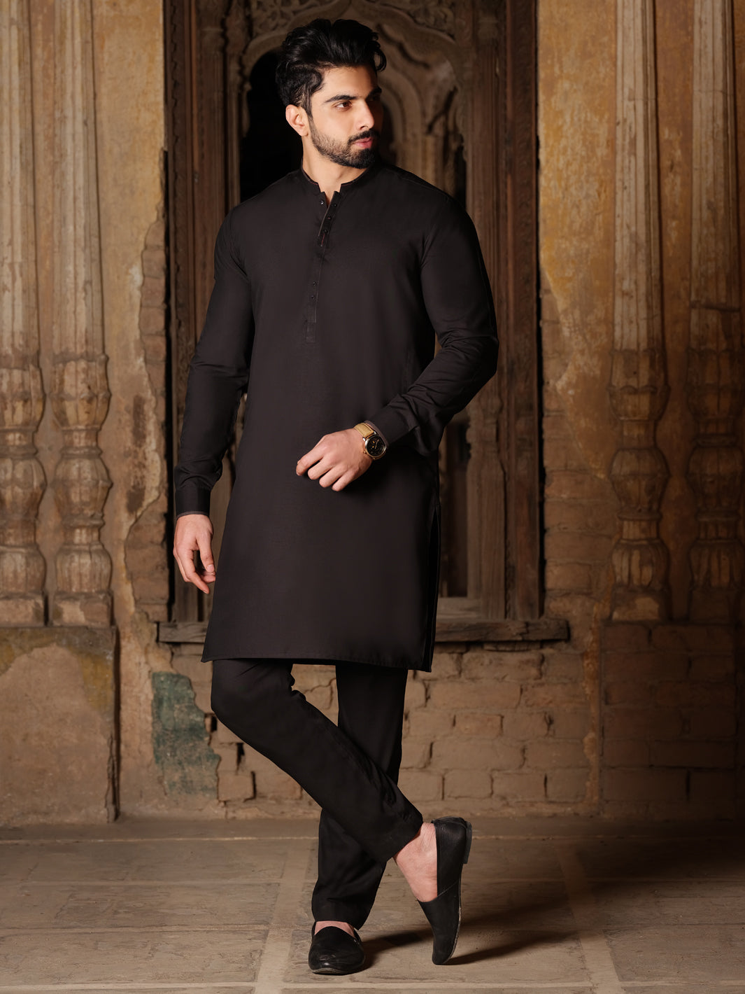 Black short kurta online pajama