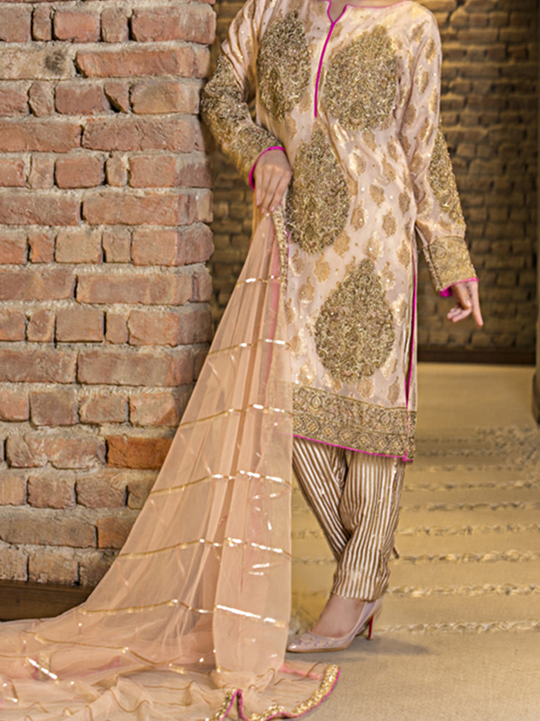 Brown Stitched - LS-158