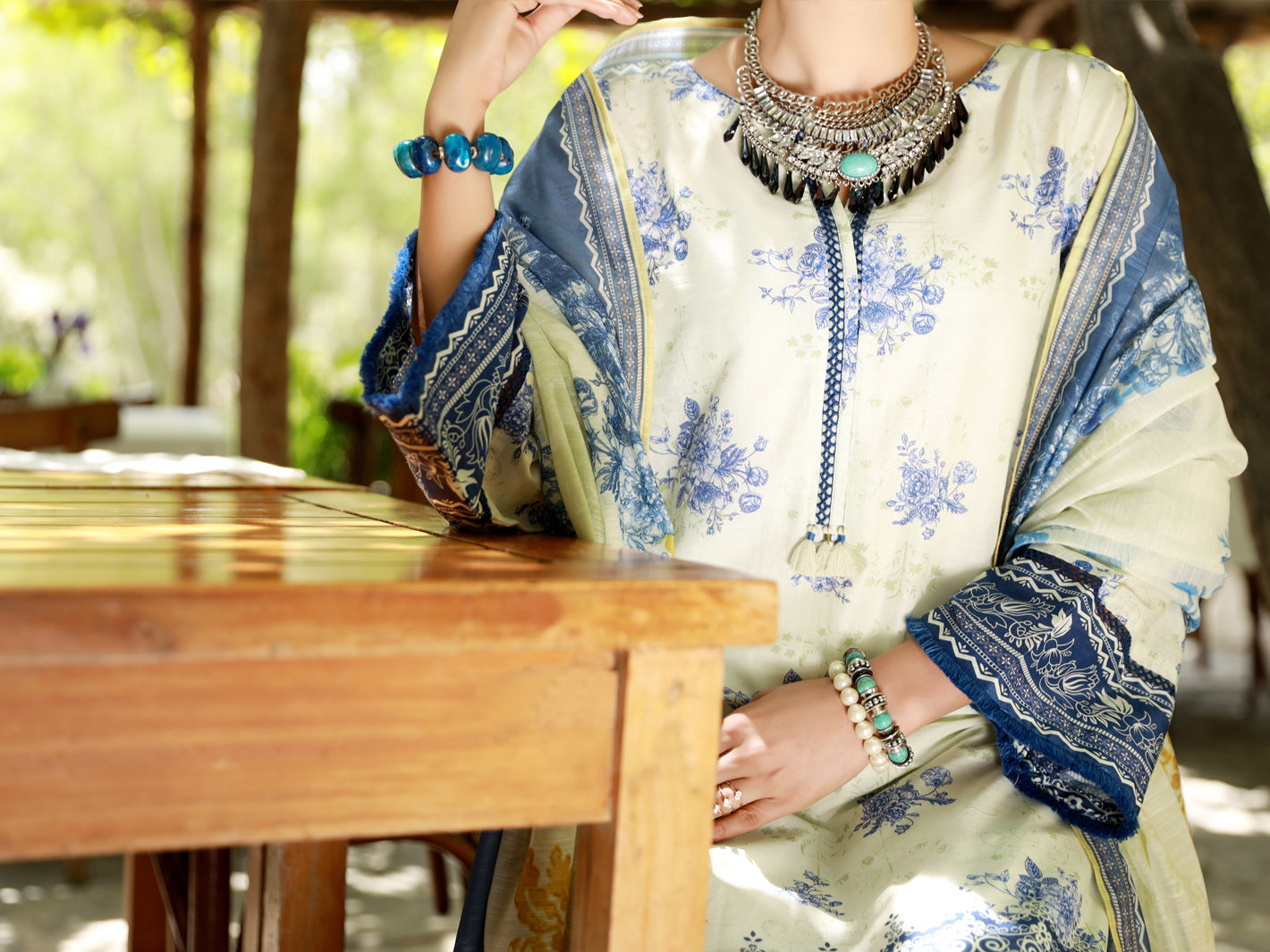 Ivory Lawn 3Pc Unstitched - ALP-3PS-1376
