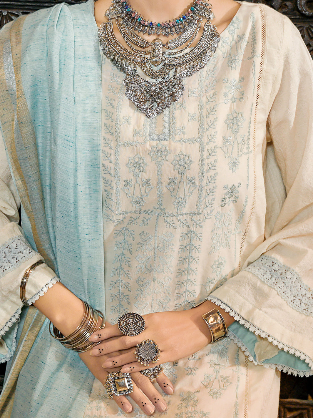 White Jacquard 3Pc Stitched - ALP-3PS-1422